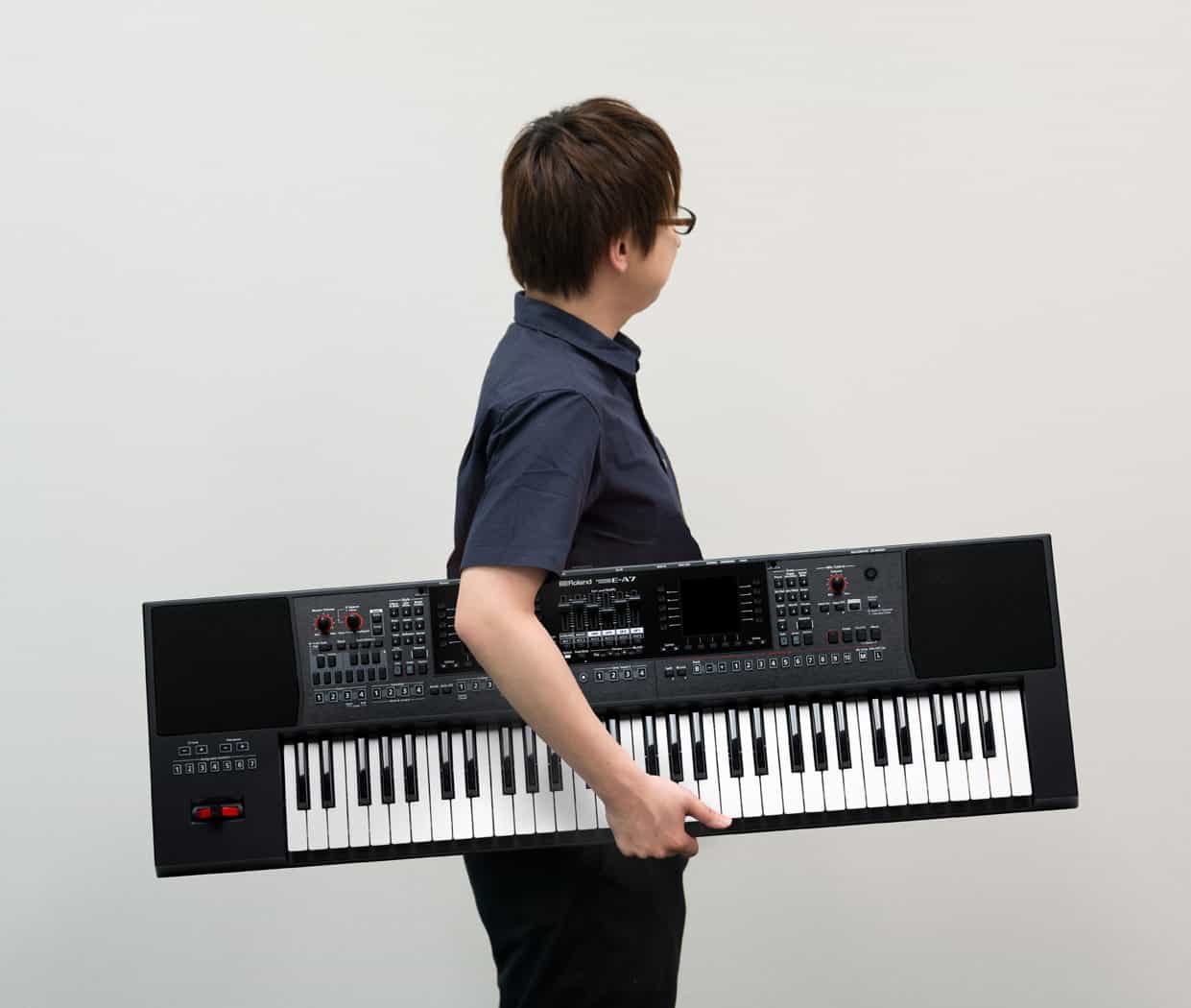 Roland E-A7 61-key Expandable Arranger Keyboard - Image 5
