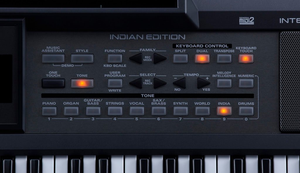 Roland E-09 Interactive Arranger - Image 4
