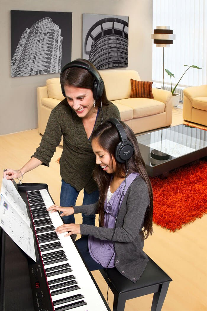 Roland F-120-SB Digital Piano - Image 4