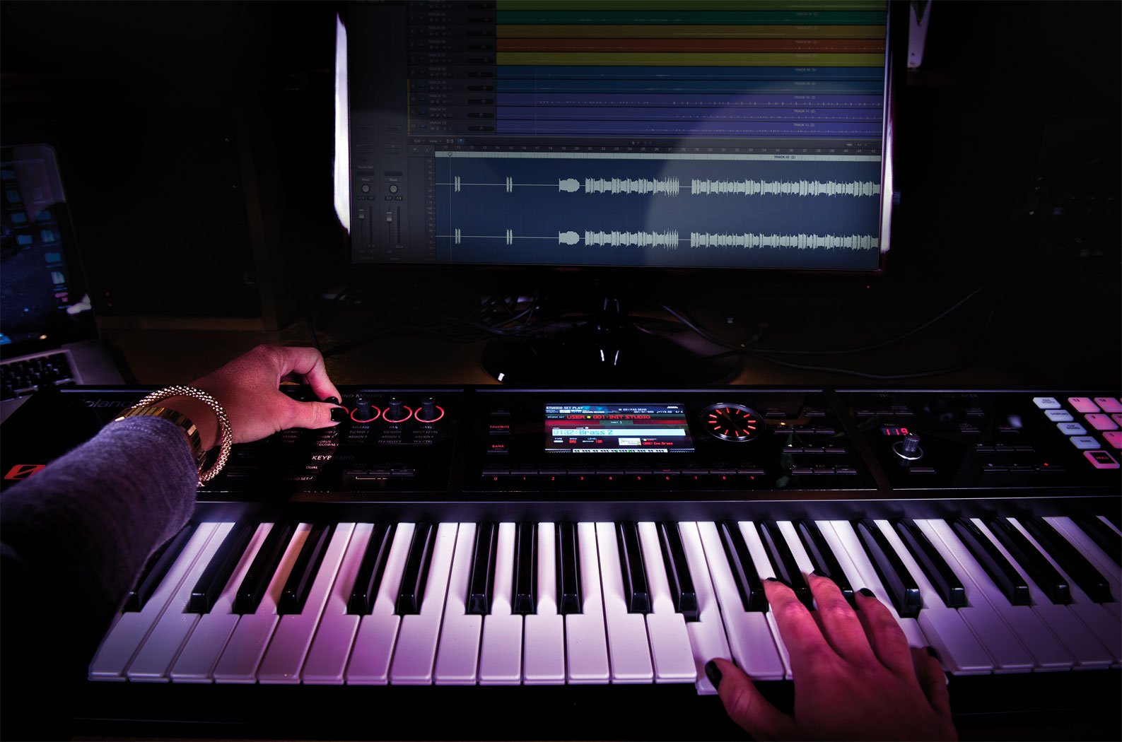 Roland FA-06 61 Key Workstation - Image 4